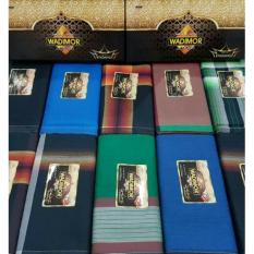 wadimor Sarung Tenun 1 Pc Corak Random - Eksklusif Premium Muslim Motif Asia Kain Sarong Muslim Pria Dewasa Perlengkapan Ibadah Sholat Jum'at Ied Hari Raya Pengajian Corak Masa Kini Bahan Halus Lembut Adem Nyaman