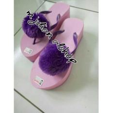 Wedges oshin pompom