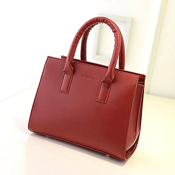 Harga tas wanita batak pu kulit mati merah internasional | HARGALOKA.COM