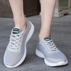 Yealon Modis Uniseks Bernapas Menjalankan Sepatu Lari Pria Casuals Sepatu Sneakers Hitam Sports Jaring Sepatu Atletik Krasovki Sneakers Wanita Besar size35-50-Internasional