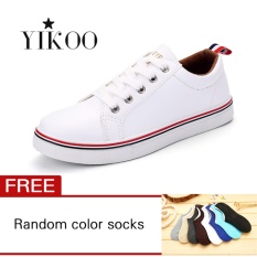 YIKOO PU Kulit Sepatu Santai Pecinta Sepatu Sepatu Pria Sepatu Wanita Putih (Beli 1 GRATIS 1 Freebie) -Intl