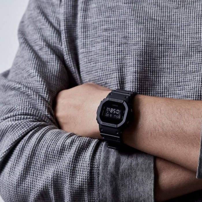 Jual G Shock Dw 5600 Bb 1 Dr Terbaru | Lazada.co.id