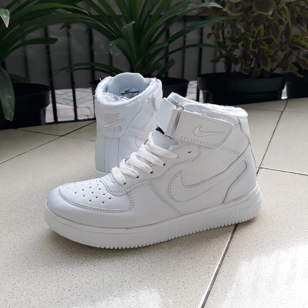 nike wedge sneakers