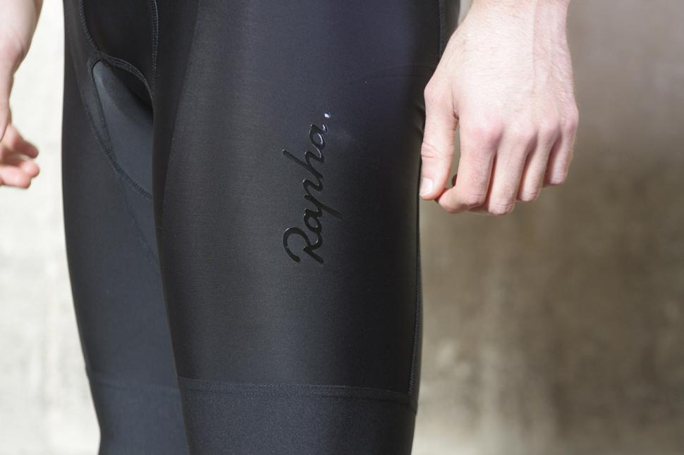 CELANA RAPHA SHORTS CORE M | Lazada 