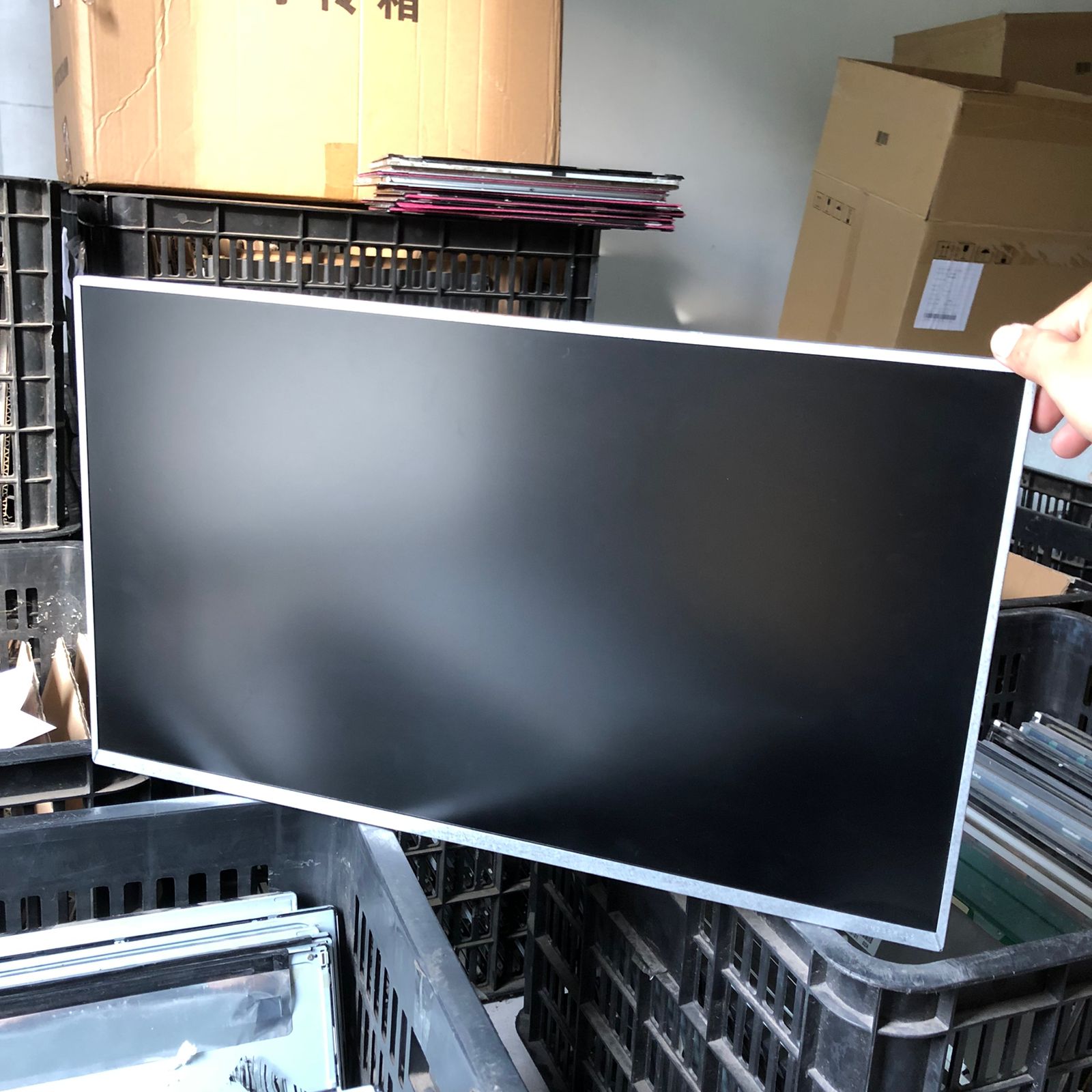 Panel LCD LED Pengganti Layar TV Monitor Laptop All In One Universal 15 panel-lcd-led-pengganti-layar-tv-monitor-laptop-all-in-one-universal-15