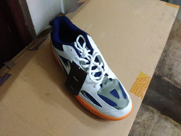 Sepatu Badminton Eagle New England
