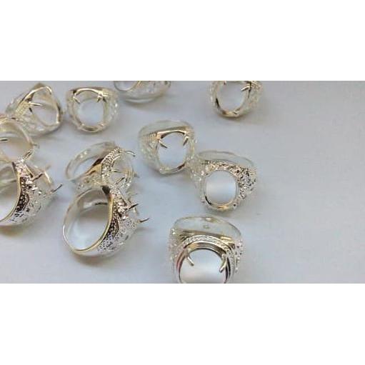 ((DIJUAL)) Cangkang Batu Cincin / Ring Batu Perak Malaysia Model Kuku Size 8