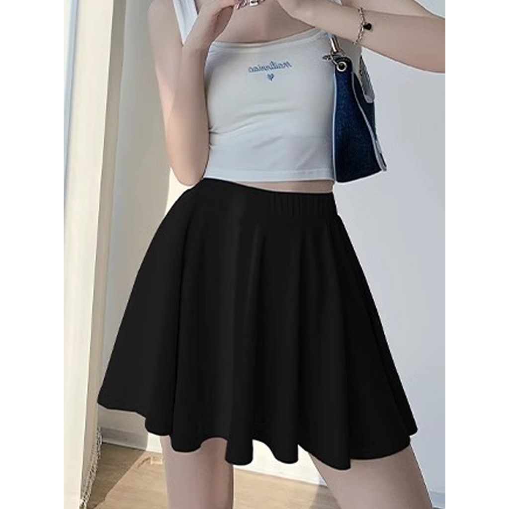 Pichoqli yalangoch, jingalak, sochli ayolni bepul yuklab oling. Bir qizning uy qurilishi pornosi