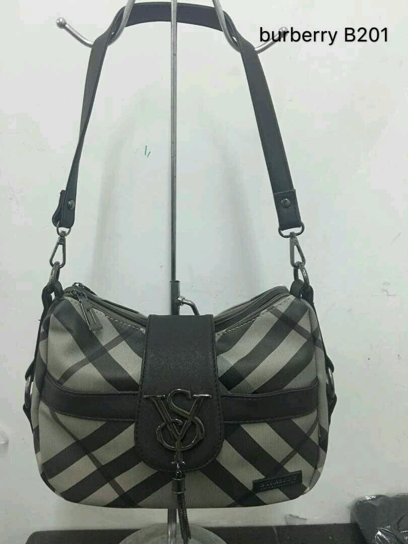 HARGA DISKON!!! tas wanita BURBERRY mini 201 import terbaru..