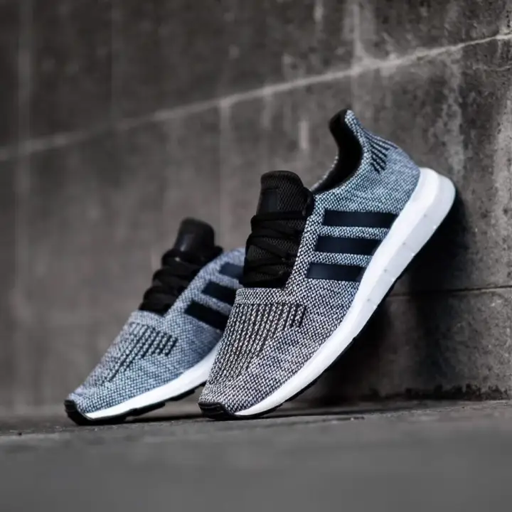 sepatu adidas swift run