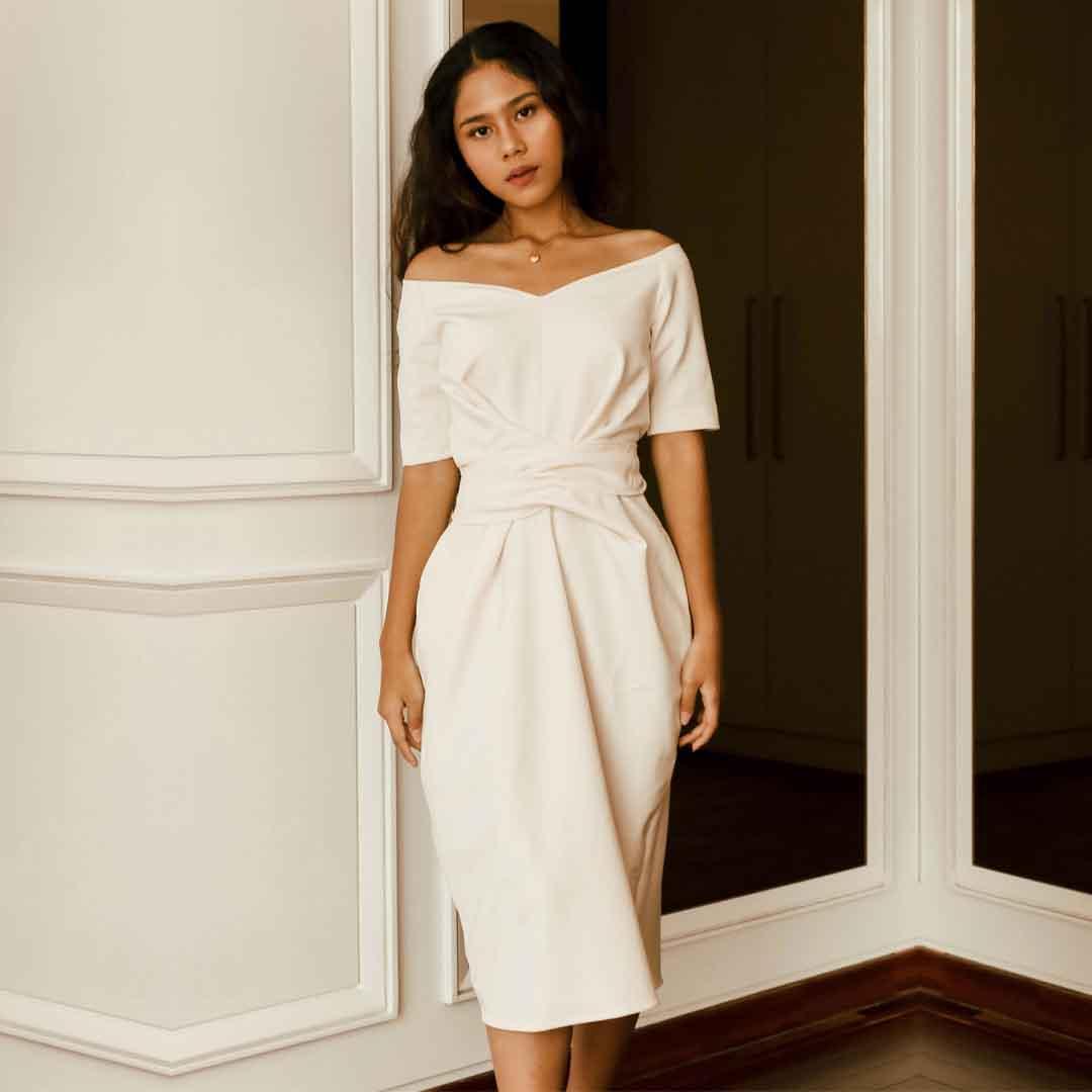 ATVEZZO - SABRINA WRAP DRESS BROKEN WHITE - SABRINA DRESS/DRESS PUTIH/DRESS PESTA/BRIDESMAID Maxi Dress Putih Atvezzo Bahan Knit Dress Pesta Atvezzo Sabrina Leher Bulat - Lazada | Lazada Indonesia ATVEZZO - SABRINA WRAP DRESS BROKEN WHITE - SABRINA DRESS/DRESS PUTIH/DRESS PESTA/BRIDESMAID Maxi Dress Putih Atvezzo Bahan Knit Dress Pesta Atvezzo Sabrina Leher Bulat - Lazada | Lazada Indonesia