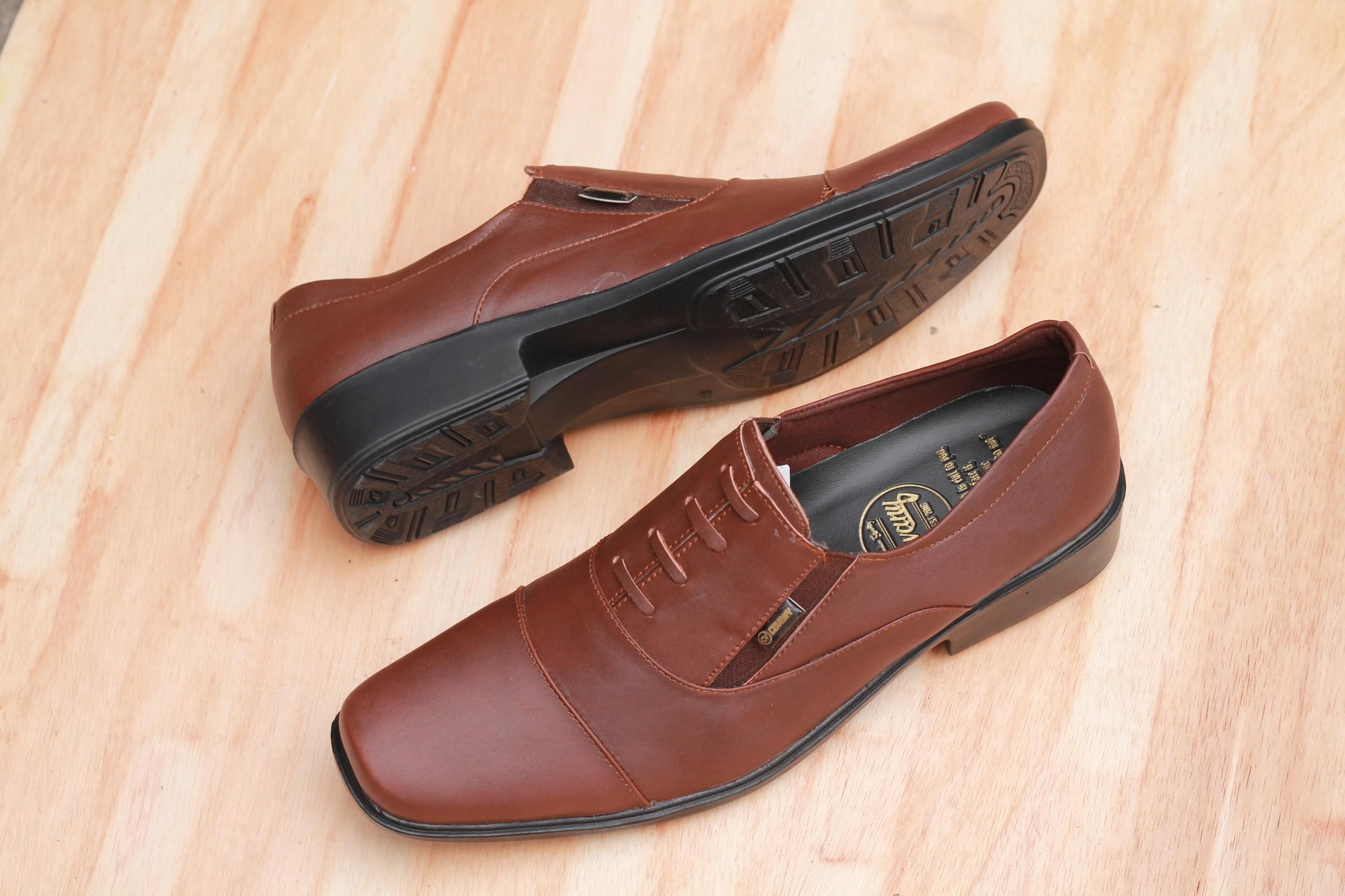 SEPATU PANTOFEL PRIA KULIT ASLI SEPATU KANTOR KERJA FORMAL MURAH ORIGINAL BERKUALITAS Sepatu Pantofel formal Pria / Sepatu pantofel kulit asli / sepatu cevany pierre kulit original coklat 39 38 40 41 42 43 44