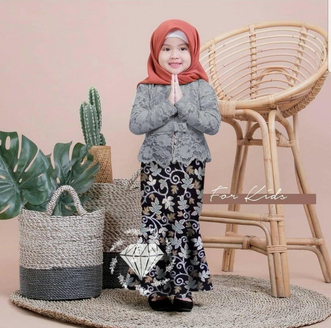 Baju setelan anak/ kebaya anak2/ baju anak umur 4-6 tahun/ baju batik anak/ kebaya anak2/ baju muslim anak batik shireen lucu/ baju adat anak
