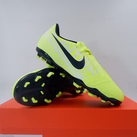 nike phantom venom harga