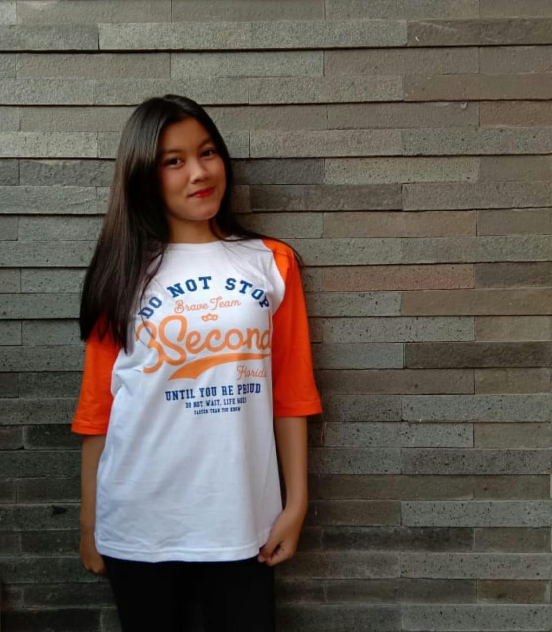 Kaos Raglan Lengan 3/4 Terbaru M & L