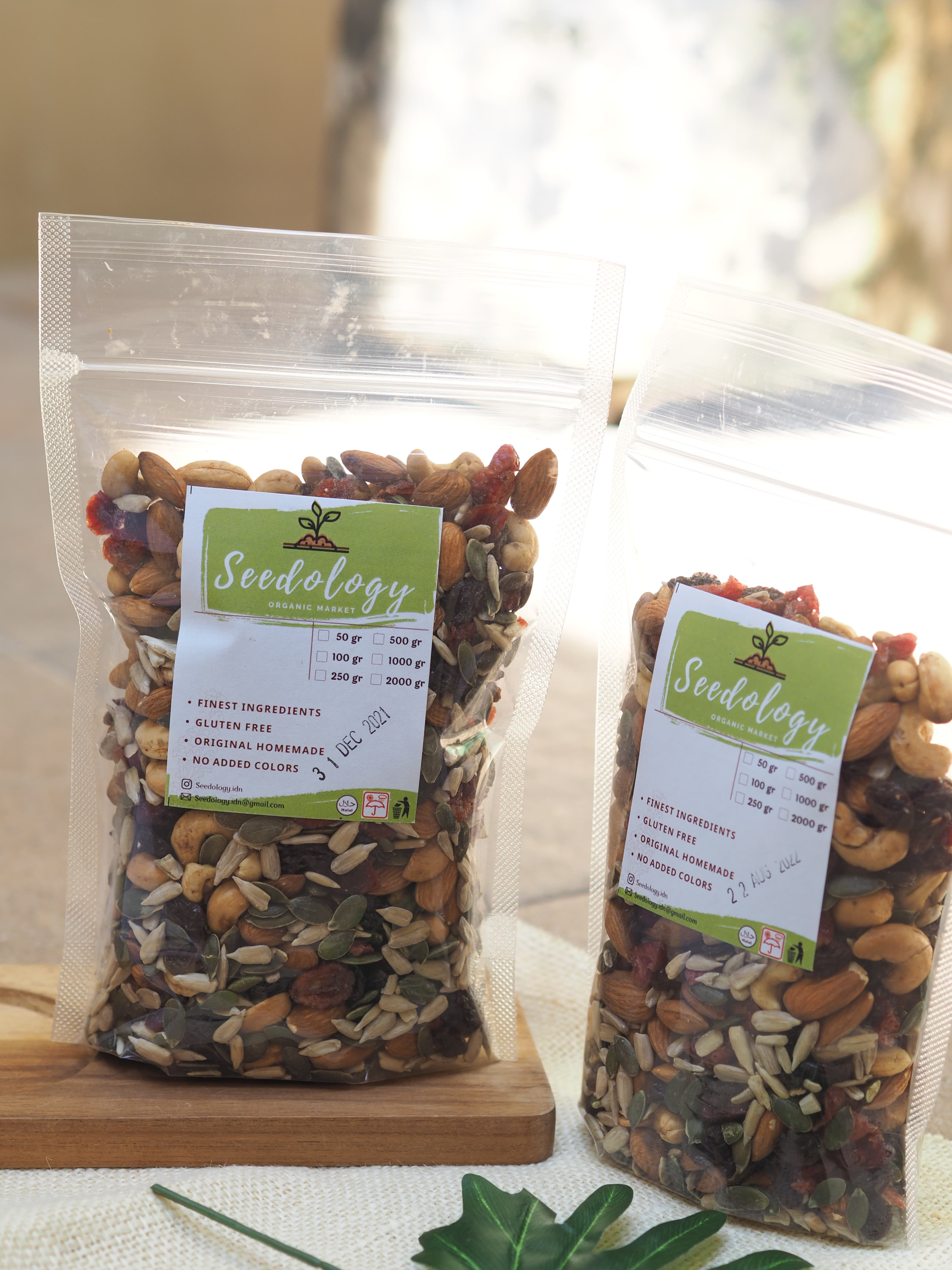 Mixed Fruit & Nut 250gr Xtra Nuts / Kacang dan Buah Kering Lazada