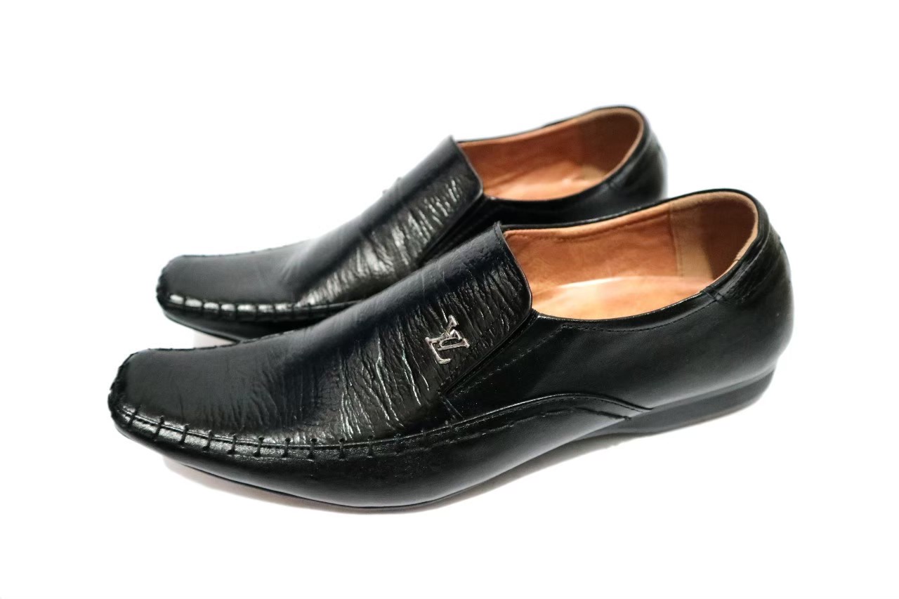 run bird leather shoes