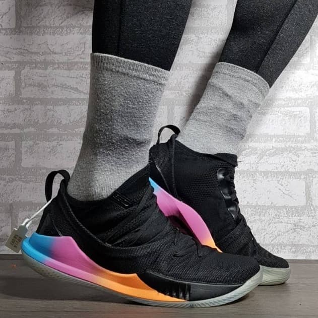curry 5 rainbow