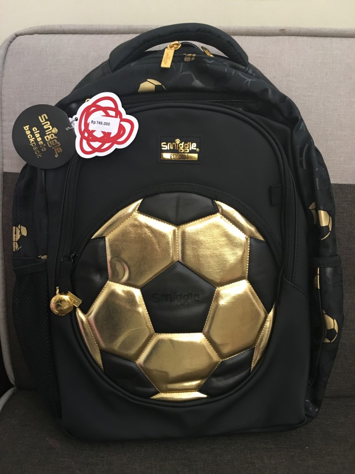 smiggle gold backpack