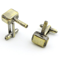 2016 BARU Avengers Captain America Thor Alloy Manset untuk Mens Cosplay Hammer Cuff Buttons Anime Aksesori Shirt Cuff Links- INTL