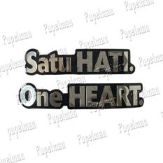2PCS Emblem Logo Aksesoris Motor HONDA VARIO Emblem 3D Honda Satu Hati One Hearth Emblem Logo Bodi Body Mobil Metal Sticker Stiker Motor Beat Scoopy Vario CB 150R Supra X Revo Sonic Verza Pcx Asesoris Motor Acessoris Motor