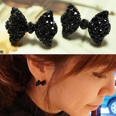 Amefurashi Anting Korea Pita Hitam Black Ribbon Beauty Stud Earring