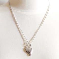 Anneui - KC0010 - Kalung couple bentuk hati dengan magnet