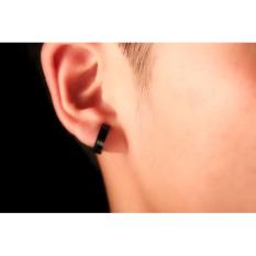 Robagin Anting pria klip hitam