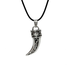 Bluelans® Laki-Laki Stainless Steel Wolf Bentuk Perhiasan Kalung Liontin Gigi