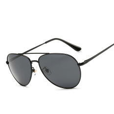 Desain Merek Mewah Fashion Polarized Sunglasses Pria Rhinestone Dekorasi Sun Kacamata Polaroid Lensa UV400 (Hitam)