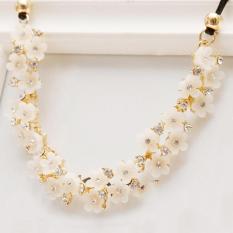 BUY IN COINS Rantai Kalung Choker Chunky Liontin Kristal Kalung Fashion Perhiasan Dada Wanita Yang Menawan