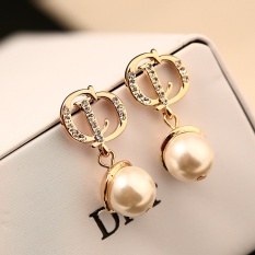 Cute Fashion Rhinestones Pearl Huruf Setengah Cincin Anting-Anting Emas Anti-alergi Earrings-Intl