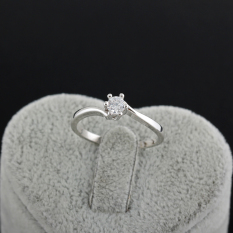 Halus Zircon Cincin Pertunangan Jari Cincin untuk Lady Putih Berlapis Emas 16mm