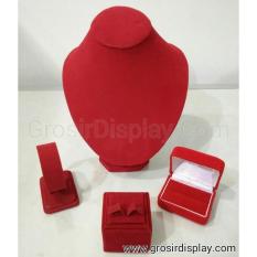 Display Tempat Perhiasan Set Lamaran Merah Bludru Pajangan Kalung Anting Gelang Cincin Murah
