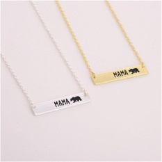 Engraved Pendant Kalung Hewan Mama Beruang dengan Cubs Creative Letter Carve-Intl