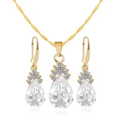 Fashion Korea Emas Berlian Kristal Berlapis DROP Peach Perhiasan Liontin Bentuk Hati Rantai Perak Sterling Liontin Berbentuk Sweter Kalung Berkilau (Putih)
