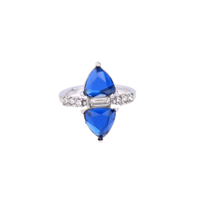 Gaya Eropa atau Amerika Batu Safir Perempuan Elegan Cincin Kalung Klavikula