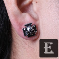 GD 316L Punk Titanium Baja Tengkorak Anting