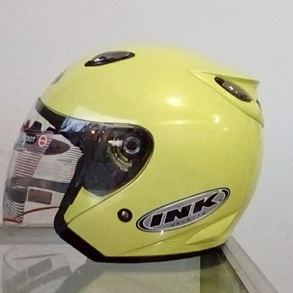 HELM BEST1 INK CENTRO FREE STIKER - YELLOW SOFT