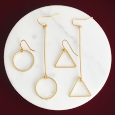 HM Eropa atau Amerika Geometris Asimetris Segitiga Anting Anting