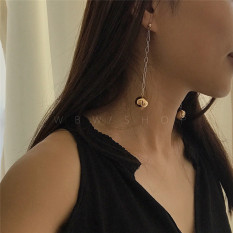 HM Eropa atau Amerika Rantai Perhiasan Bola Tekstur Jatuh Anting