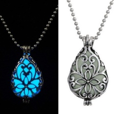 Jual Hot Fashion Silver Glow In Dark Locket Hollow Pendant Luminous Kalung Wanita Hadiah-Intl