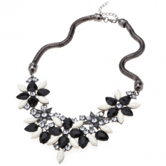 Jo. Di Desain Retro Berlian Imitasi Choker Bunga Kalung (Hitam)
