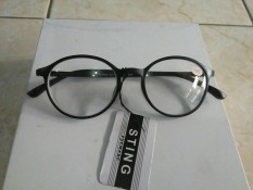 Kacamata minus 1.50 kacamata baca oval hitam trendy fashion korea Bc335