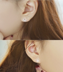 Zhoujiujiu Kepribadian Jepang atau Korea Perak Kepingan Salju Anting-Anting Anting-Anting PerakIDR79700. Rp 79.900