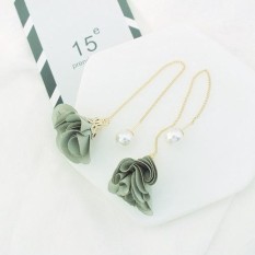 LRC Anting Gantung Elegant Beige Flower Shape Decorated Simple Long Chain Earrings