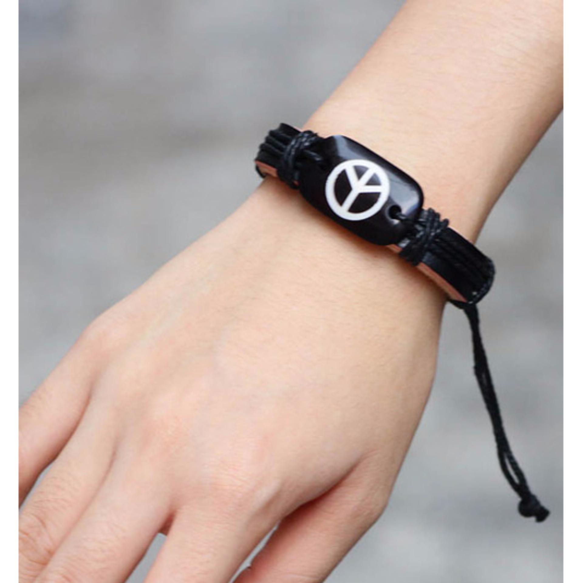 LRC Gelang Tangan Fashion Black Peace Symbol Decorated Bracelet