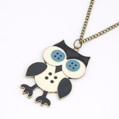 LRC Kalung Handcrafte Black Big Eye Owl Pendant Alloy Korean Necklaces