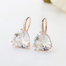 Manusia-Ni Mati Modis Elegan Batu Kristal Udara Anting