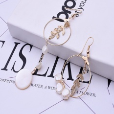 Natural Seashell Asimetri Earrings untuk Wanita Emas Disepuh Indah Female Zircon Earrings Fashion Wanita Perhiasan Jual Murah Grosir-Intl